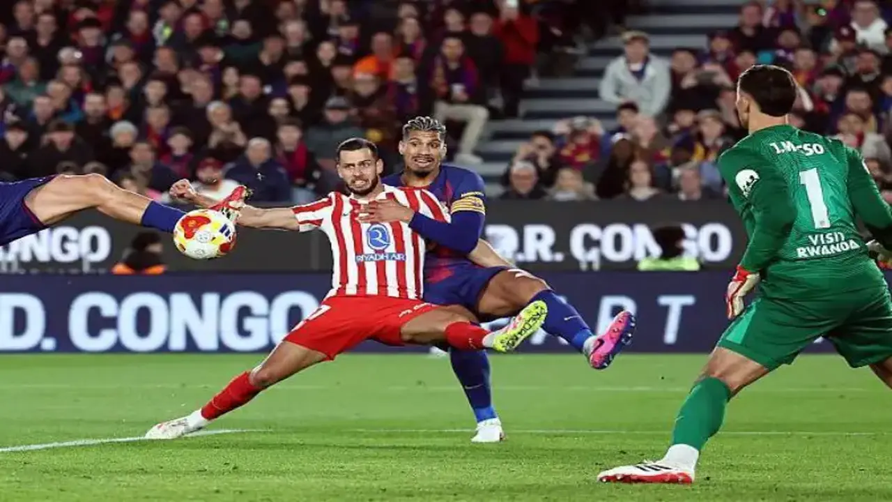 موعد مواجهة أتلتيكو مدريد وبرشلونة المرتقبة في دوري أبطال أوروبا